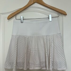 Athleta White Golf / Tennis Skirt